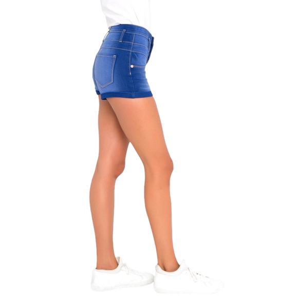 No Boundaries size 17 mid rise bright blue jean shorts with rolled cuffs NWOT - Picture 2 of 8